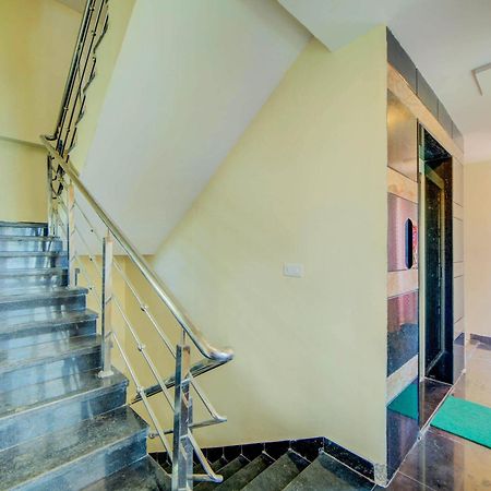 Super Hotel O White Ridge Sururnagar Ngoại thất bức ảnh