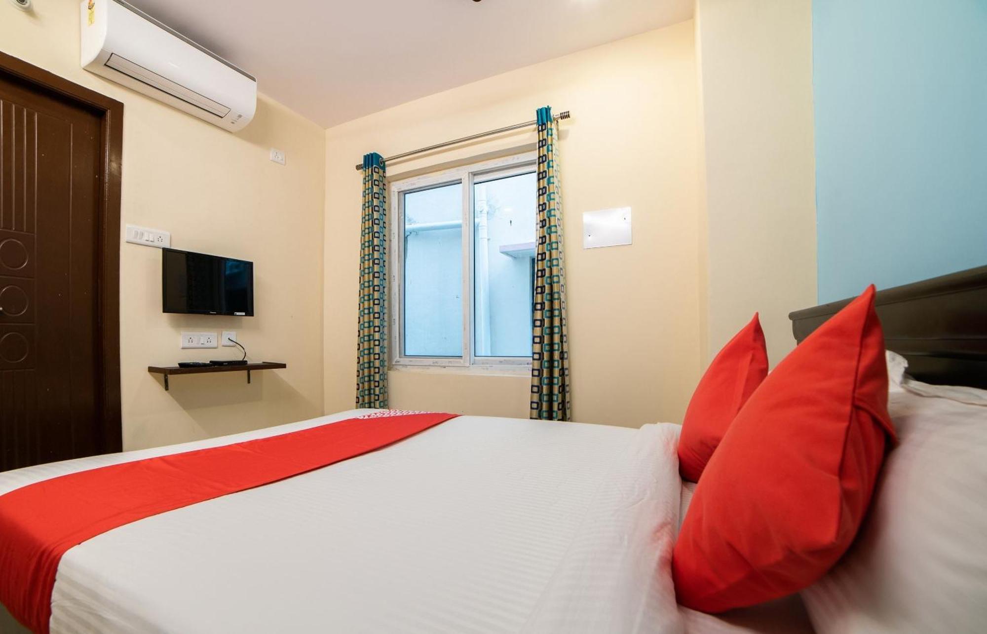 Super Hotel O White Ridge Sururnagar Ngoại thất bức ảnh